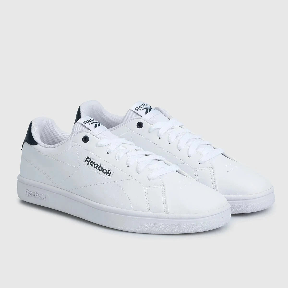 Reebok Court Clean. 74364.
