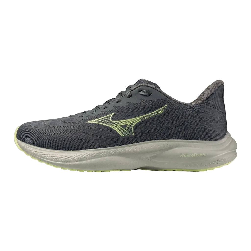 Mizuno Revolt 4. J1GC258162