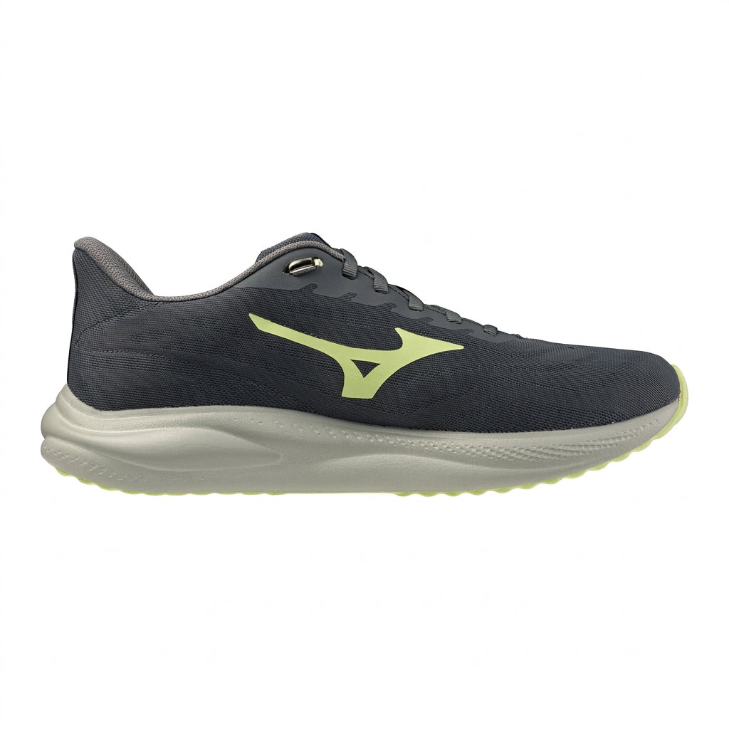 Mizuno Revolt 4. J1GC258162